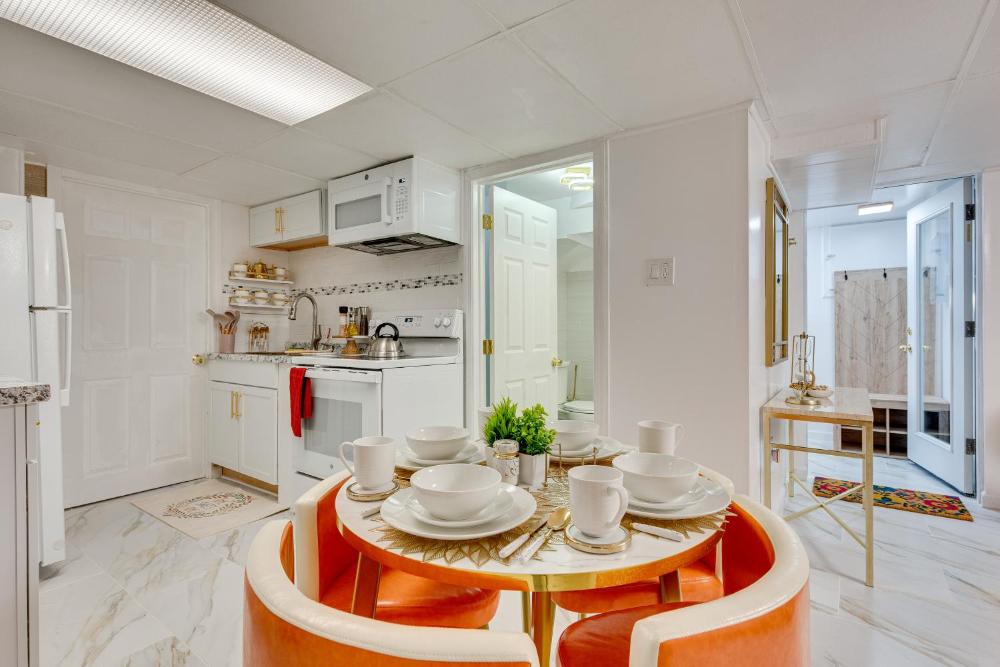 1 Mi to Downtown Salem Vacation Rental!